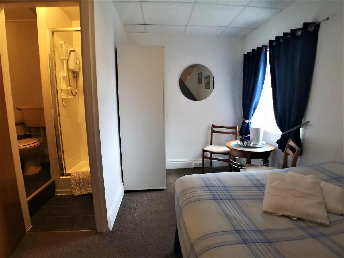 The Hopton Hotel Blackpool 2*,