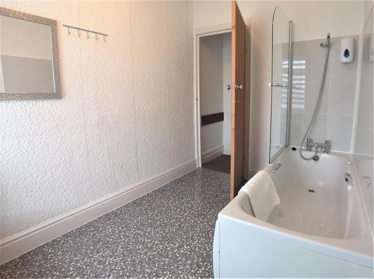 The Hopton Hotel Blackpool Bed & Breakfast