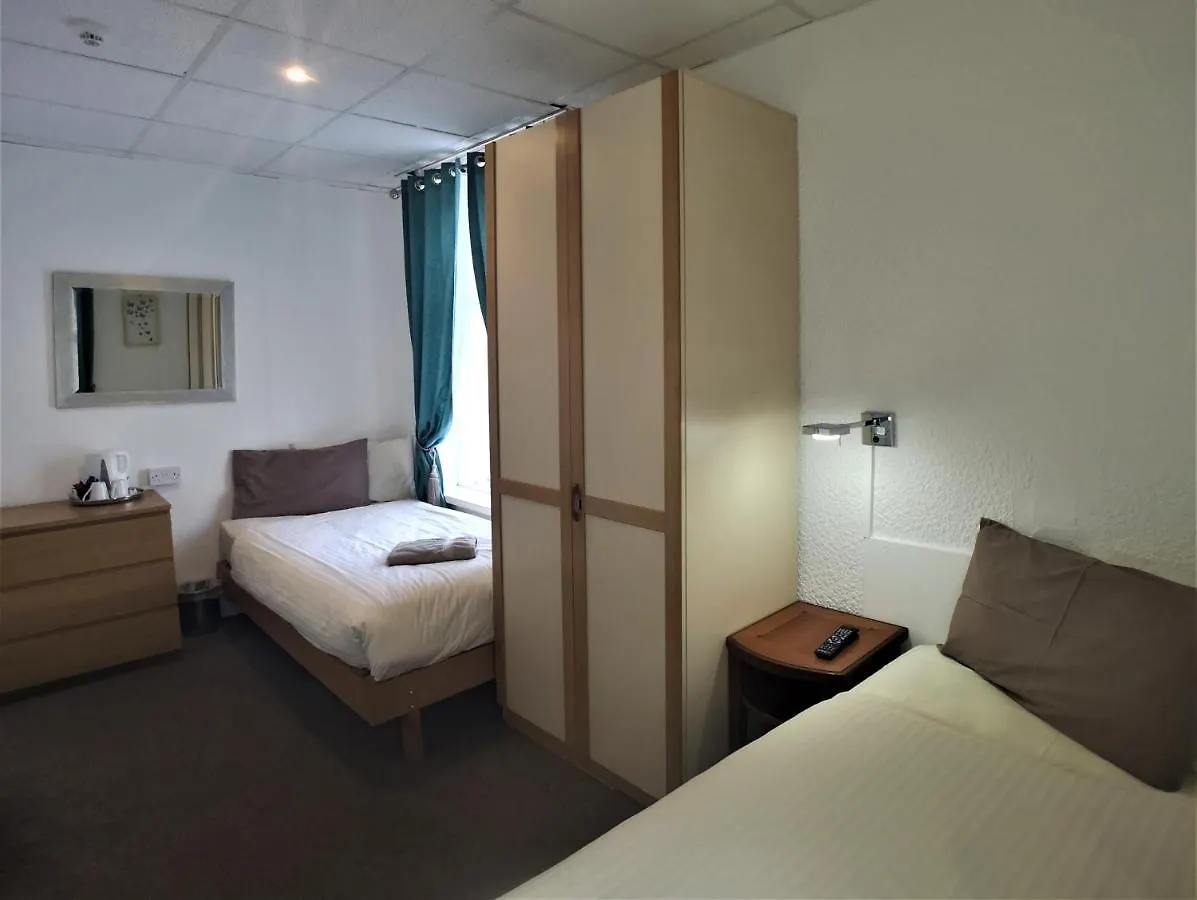 The Hopton Hotel Blackpool 2*,